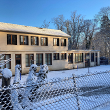 L'école de Boisemont sous la neige par Anne