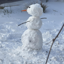 Un bonhomme de neige pensif par Stéphanie M